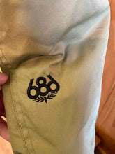 Load image into Gallery viewer, 686 Snowpants
