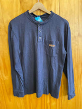 Load image into Gallery viewer, Size XS Patagonia Men's Long Sleeve Shirt
