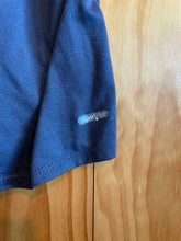 Load image into Gallery viewer, Size L The North Face Grey Women's Short Sleeve Shirt
