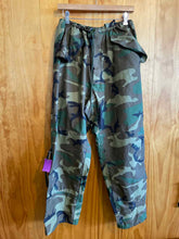 Load image into Gallery viewer, Size Large Men's Rain Pants
