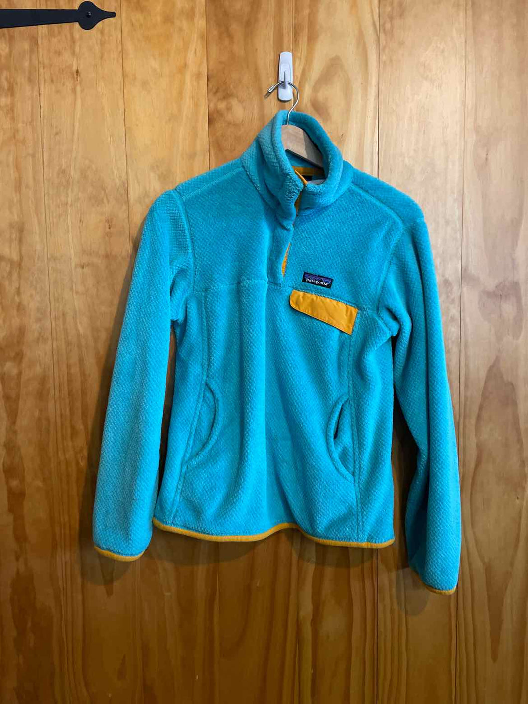 Size Small Patagonia Light Blue Women's Fleece Sweatshirt