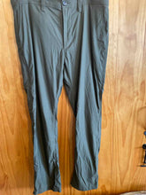 Load image into Gallery viewer, Size 36x32 Prana Men's Pants

