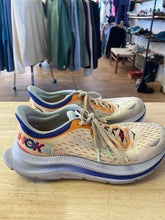 Load image into Gallery viewer, Women&#39;s Shoe Size 7 Hoka Orange Running Shoes

