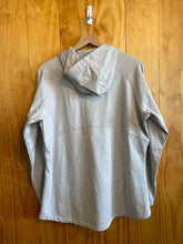Load image into Gallery viewer, Size Large Storm Creek Light Gray Women's Sweater &amp; Sweatshirt
