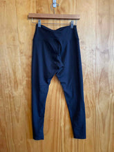 Load image into Gallery viewer, Women Size XS wool&amp; Black Base Layer
