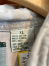 Load image into Gallery viewer, Size XL Levi's Men's Long Sleeve Shirt
