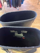 Load image into Gallery viewer, Shoe Size 8 Hunter Black Rain Boots
