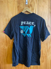 Load image into Gallery viewer, Size M Element Men's Short Sleeve Shirt
