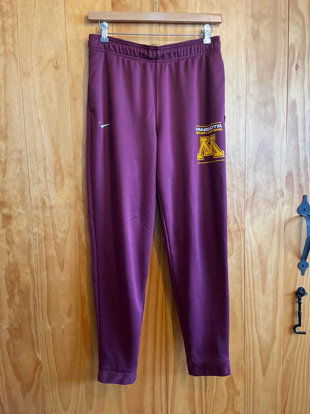 Size Medium Nike Men's Sweatpants