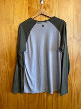 Load image into Gallery viewer, Size Medium Marmot Men's Long Sleeve Shirt
