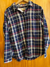 Load image into Gallery viewer, Size Medium Jachs Blue Print Women's Flannel
