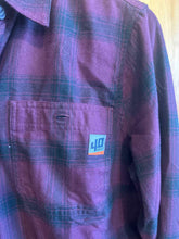 Load image into Gallery viewer, Size M 40 Grit By Duluth Trading Men's Long Sleeve Shirt
