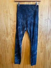 Load image into Gallery viewer, Size Unknown Lululemon Black Women's Leggings
