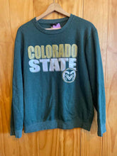 Load image into Gallery viewer, Size M Men's Sweater &amp; Sweatshirt
