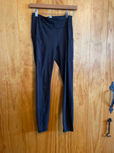 Load image into Gallery viewer, Size 4 Lululemon Black Women's Leggings
