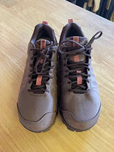 Load image into Gallery viewer, Women's Shoe Size 8.5 Oboz Purple Hiking Shoes
