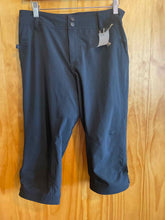 Load image into Gallery viewer, Women Size Small Sugoi Black Cycling
