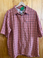 Load image into Gallery viewer, Size XL The North Face Men's Short Sleeve Shirt
