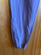 Load image into Gallery viewer, Size 8 Lululemon Plum Women&#39;s Pants
