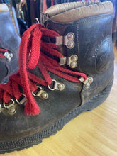 Load image into Gallery viewer, 9 Kastinger Men's Boots
