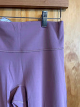 Load image into Gallery viewer, Size 6 Lululemon Pink Women&#39;s Leggings
