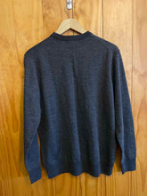 Load image into Gallery viewer, Size M Orvis Men's Long Sleeve Shirt
