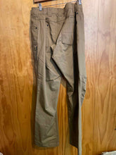 Load image into Gallery viewer, Size 40x32 Alaskan Hardgear Men's Pants
