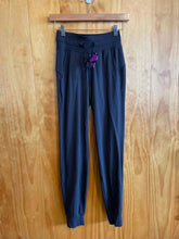 Load image into Gallery viewer, Black Women&#39;s Leggings
