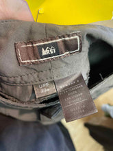 Load image into Gallery viewer, Size 2 REI Grey Women's Shorts
