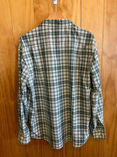 Load image into Gallery viewer, Size M Coolibar Men's Long Sleeve Shirt

