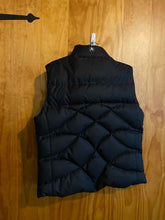 Load image into Gallery viewer, Size Large Marmot Black Women's Vest
