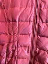 Load image into Gallery viewer, Women Size Medium Lands End Burgundy Women&#39;s Winter Jacket

