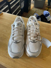 Load image into Gallery viewer, Women's Shoe Size 8W ryka White Shoes
