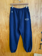 Load image into Gallery viewer, Size Large Russell Men's Sweatpants
