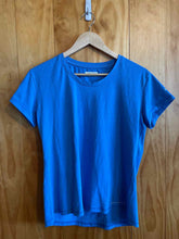Load image into Gallery viewer, Size M Columbia Blue Women's Short Sleeve Shirt
