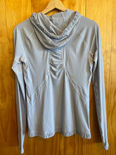 Load image into Gallery viewer, Size 6 Lululemon Periwinkle Women's Long Sleeve Shirt

