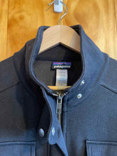 Load image into Gallery viewer, Women Size Medium Patagonia Black Women's Jacket
