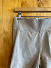 Load image into Gallery viewer, Size Medium Free People Tan Women&#39;s Shorts
