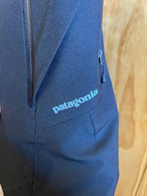 Load image into Gallery viewer, Size M Patagonia Black Women's Snow Pants
