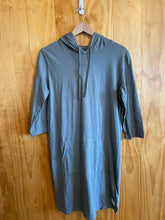 Load image into Gallery viewer, Size S Roots Green Dress
