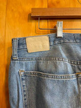 Load image into Gallery viewer, Size 31 Everlane Blue Women's Jeans
