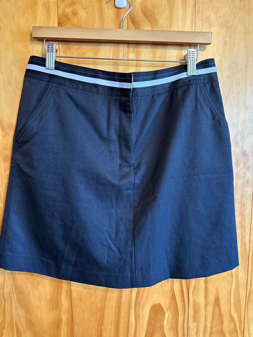 Size 6 Tommy Hilfiger Black Skirt