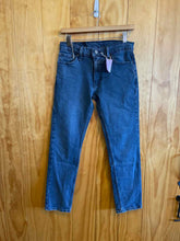 Load image into Gallery viewer, Size 30 Levi's Men's Jeans
