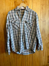 Load image into Gallery viewer, Size Medium Tall Dakota Men&#39;s Long Sleeve Shirt
