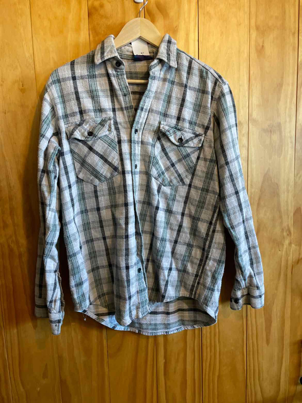 Size Medium Tall Dakota Men's Long Sleeve Shirt