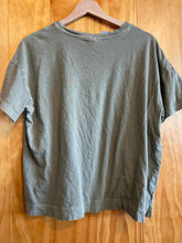 Load image into Gallery viewer, Size Large Old Navy Green Women's Short Sleeve Shirt
