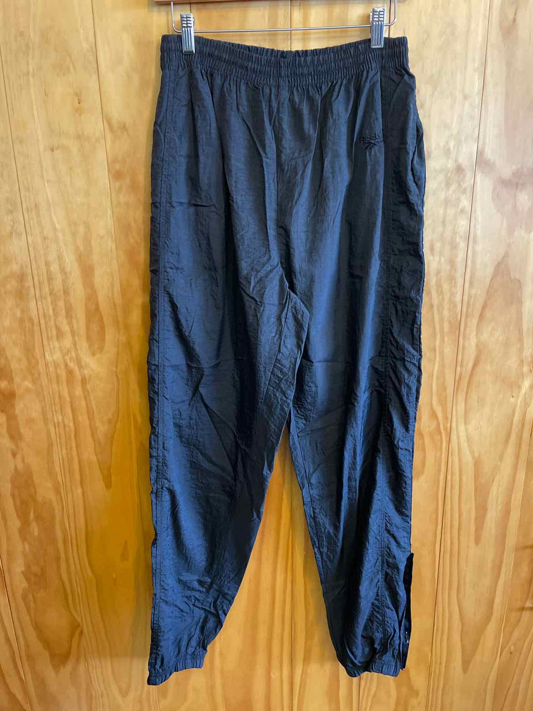 Size Medium Reebok Men's Pants