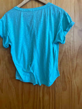 Load image into Gallery viewer, Size Medium LL Bean Teal Women's Short Sleeve Shirt

