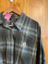 Load image into Gallery viewer, Size L Carhartt Men's Flannel
