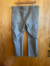 Load image into Gallery viewer, Eddie Bauer Men's Pants
